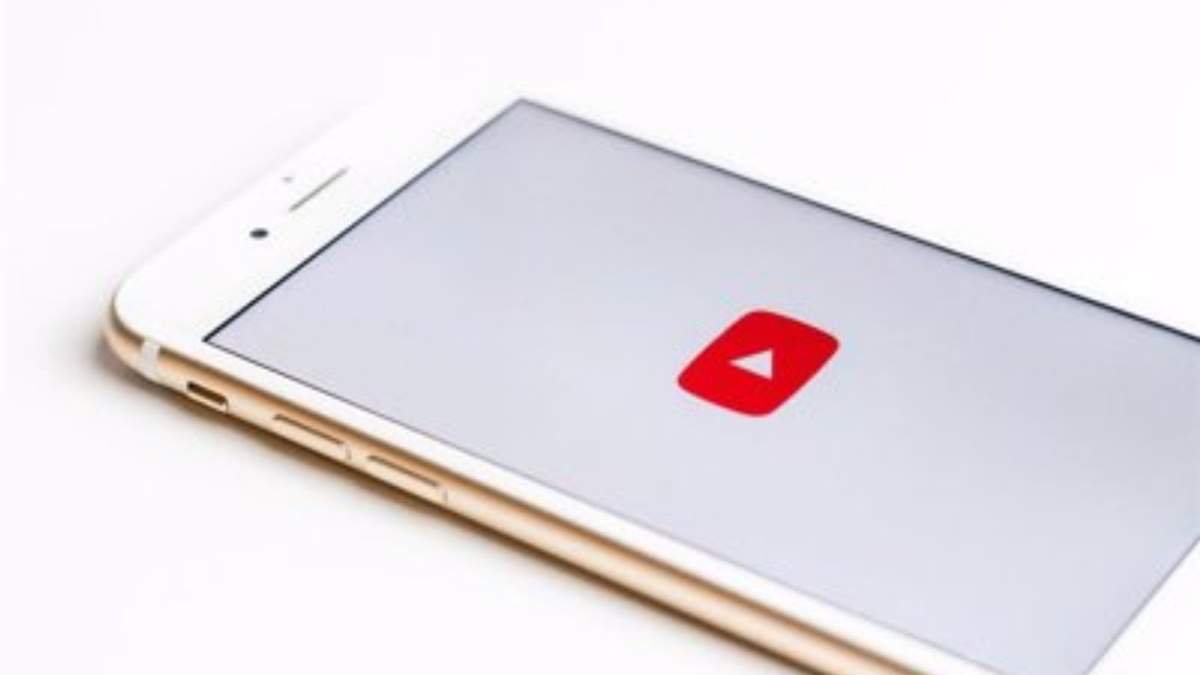 YouTube en un celular