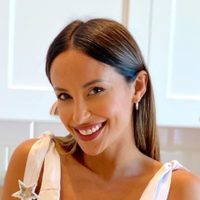 Lourdes Sánchez inauguró sus vacaciones con una impactante foto