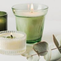 No tires los envases de las velas cuando se terminen: así podés limpiarlos y dejarlos como nuevos para reutilizarlos