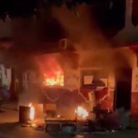 Queman el Ayuntamiento de Progreso de Obregón tras marcha por la muerte de doctora