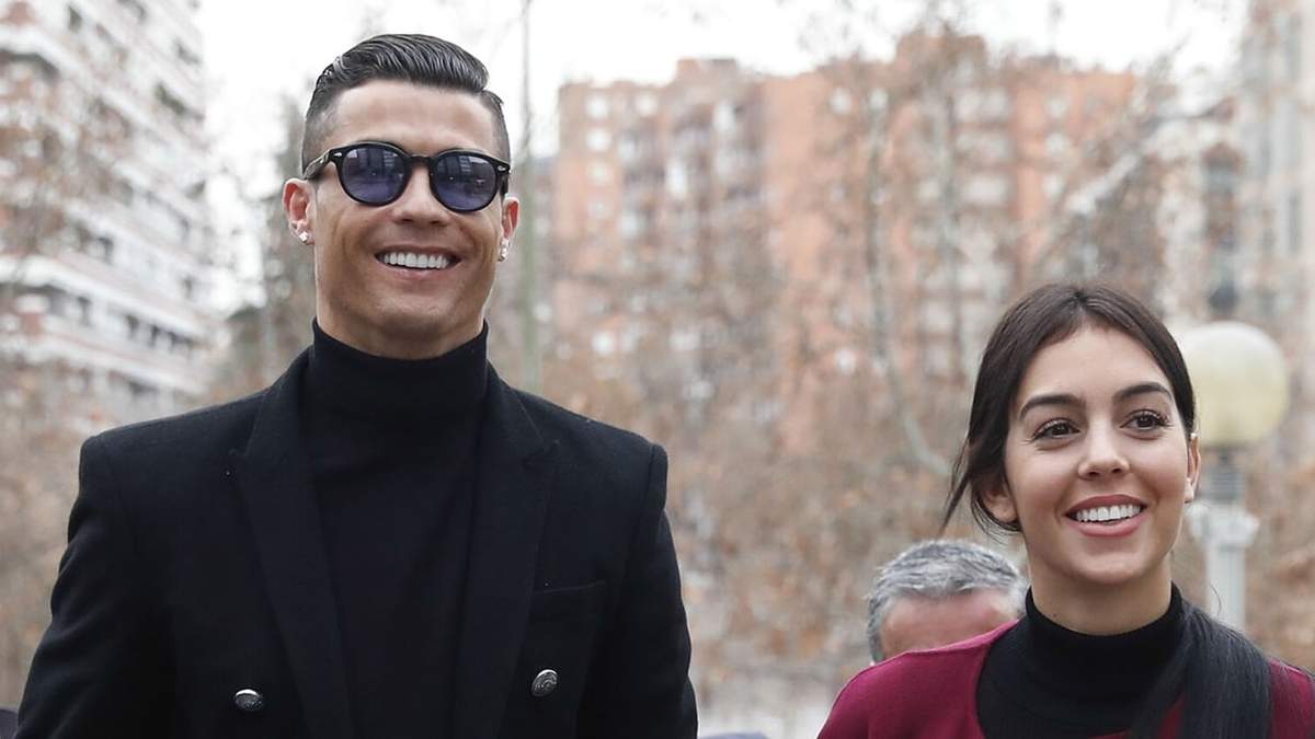 Cristiano Ronaldo y Georgina Rodríguez. Fuente: (Twitter).