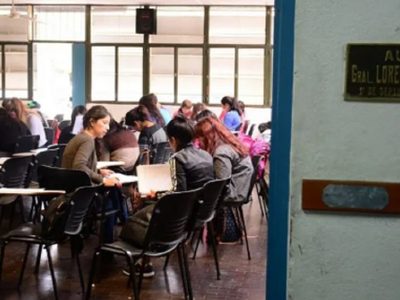 Respaldo al pueblo Mapuche: en la Fadecs exigen que el aula magna deje de llamarse Lorenzo Vintter