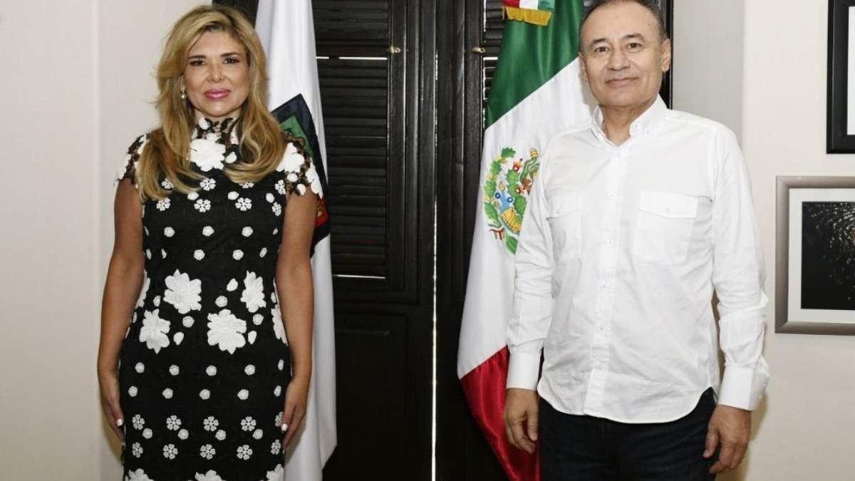La gobernadora Claudia Pavlovich y el mandatario electo, Alfonso Durazo
