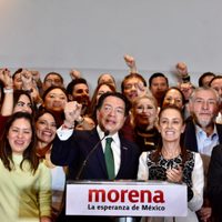 Sheinbaum se adapta ante orden del INE y sostiene gira “La esperanza nos une”