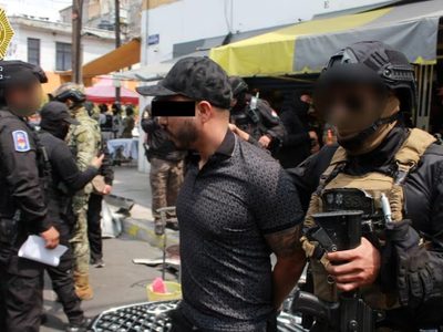 Detienen a "El Raider", líder de banda de robo de autos en la alcaldía Cuauhtémoc