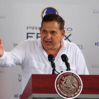 Juez vincula a proceso a Alonso Ancira y lo mantiene en prisión