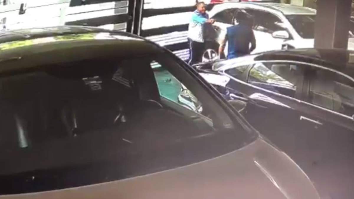 El escolta disparó contra el chofer a corta distancia y luego huyó