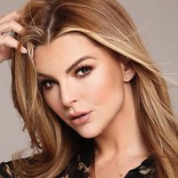 ¡Inesperado! Marjorie De Sousa es una mujer de múltiples talentos y la prueba está en este video
