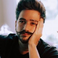 "Se me rompió el corazón": Camilo llora la partida de la persona más especial de su vida
