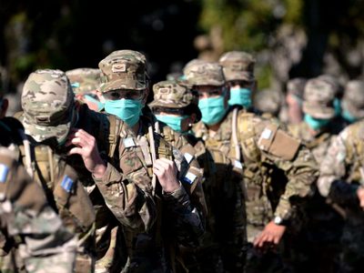 El Gobierno valoró la tarea de las Fuerzas Armadas en la lucha contra el coronavirus