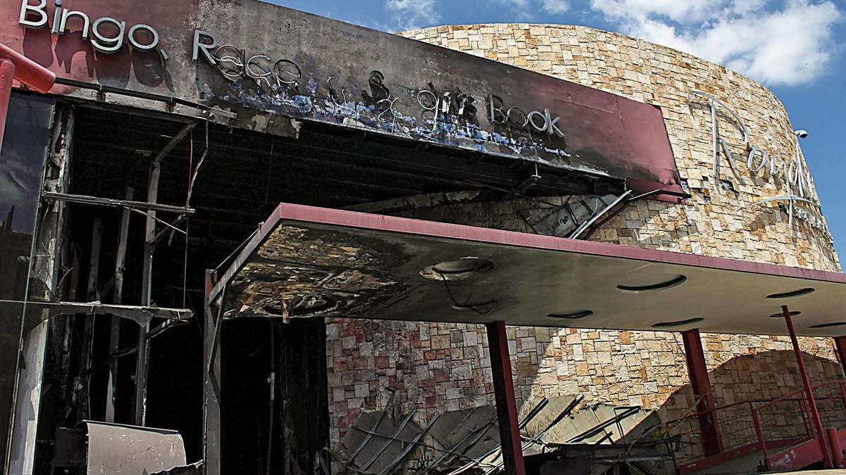 El casino. El dolor sigue