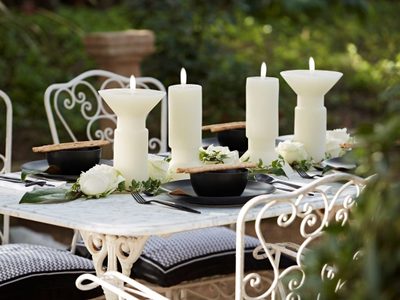 Así de fácil podés crear esta vela gigante y rústica para la mesa de tu patio exterior