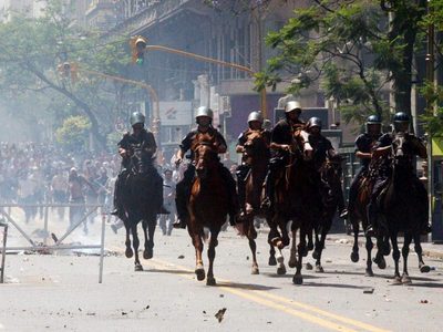 Se entregó el ex jefe de la Policía Federal de Fernando de la Rúa y cumplirá una condena por la represión de 2001