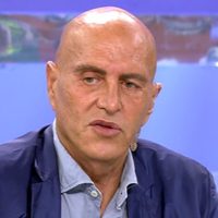 Kiko Matamoros sale al cruce de las declaraciones de Javier Tudela: "Eres un mantenido"