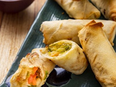 Rollitos primavera chinos: facilísimos de hacer en sartén y para cocinar en pocos minutos
