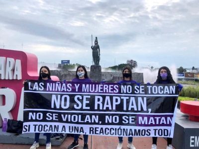La Minerva se tiñe otra vez de rojo por violencia feminicida