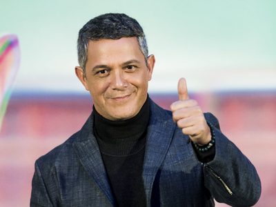 Alejandro Sanz muestra un regalo muy especial que recibió hace algunos años