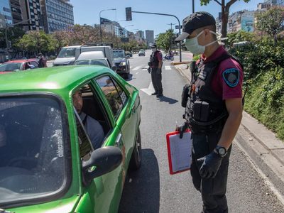 ¿Y la cuarentena? El Gobierno otorga un permiso especial para los varados en el país
