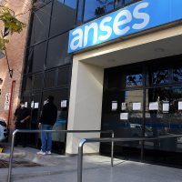 Finalizó la inscripción para refuerzo económico lanzado por Nación: cuántas personas lo recibirán