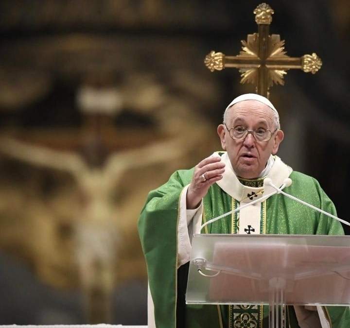 Francisco durante la misa de este lunes
