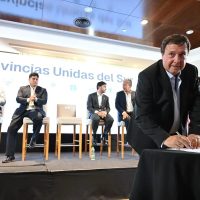 La planta de licuefacción y los chicos sin clases