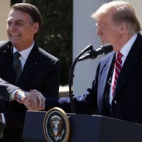 Bolsonaro dice que confía en la reelección de Trump, pero que puede haber injerencia externa
