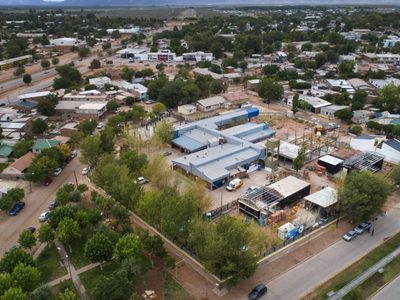 Rincón de los Sauces no adhiere a las medidas de la Provincia y extendió horarios