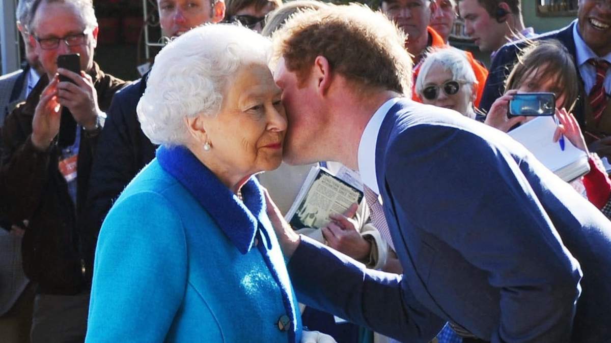 La Reina Isabel y Harry, ¿el último adiós? Fuente: (Instagram)