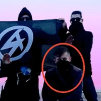 Policía británico es declarado culpable de pertenecer a grupo terrorista neonazi