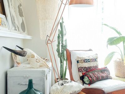 Con cosas baratas o que tenés en casa: creá esta lámpara boho que está tan de moda en las revistas y no parece reciclada