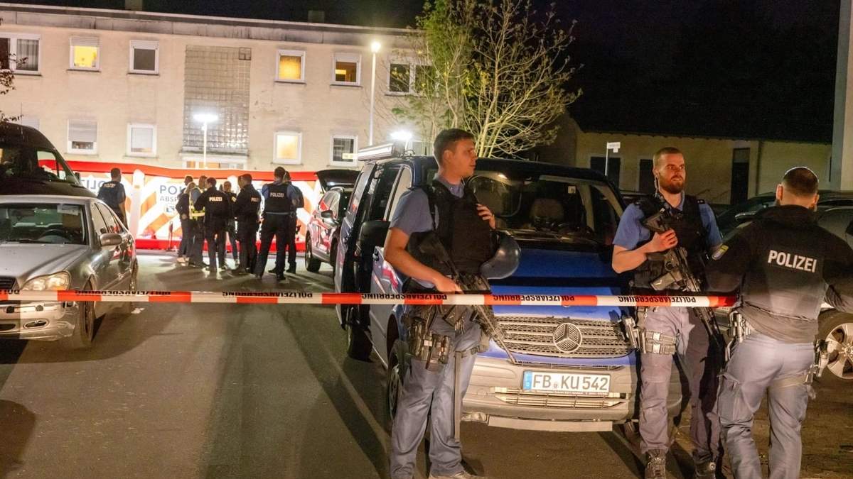 La policía de Alemania busca a un sospechoso prófugo tras el asesinato a tiros de dos personas