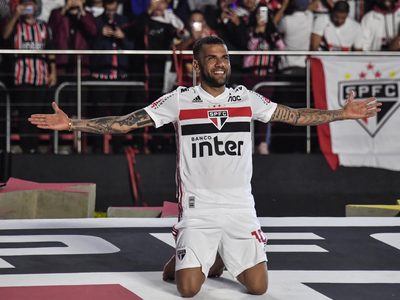 Tremendo elogio de Dani Alves para Gallardo