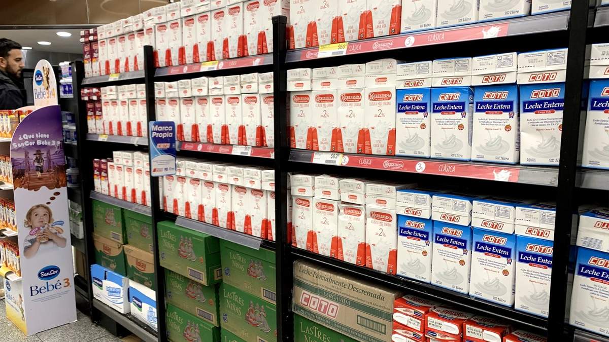 El Gobierno busca que la leche pague un impuesto del 10,5% de IVA. (Fuente: Twitter)