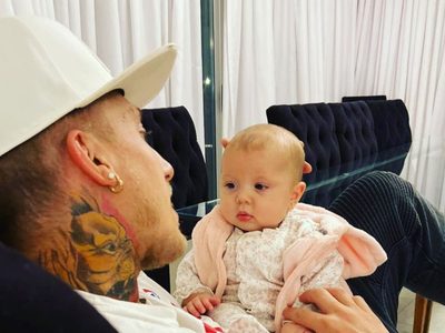 "Acá, tranqui, morfando": Abril, la hija de El Polaco, y una postal que no pudimos resistir