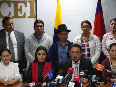Corte de Ecuador rechaza demandas impulsadas por disuelta Asamblea para regresar a sus funciones