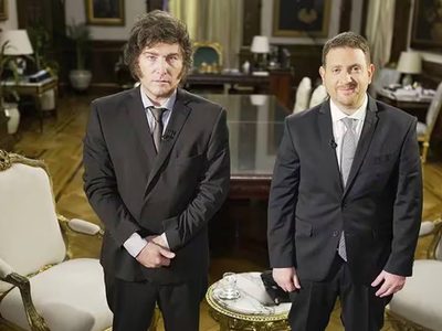 Se filtró el momento en que Santiago Caputo interrumpe y modifica la entrevista de Viale a Javier Milei