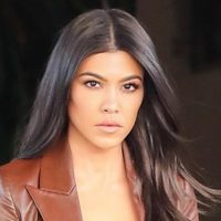 ¡WOW! El increíble look de Kourtney Kardashian para ir a misa