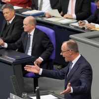 Candidatos alemanes presentan sus planes para reactivar la economía del país