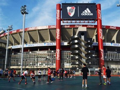 Los motivos por los que desde Uruguay evalúan denunciar a River con la FIFA