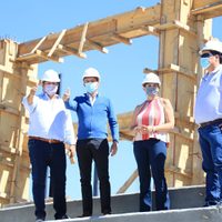 Gutiérrez y Gaido recorrieron la nueva Sala de Actividad Física del barrio San Lorenzo Sur