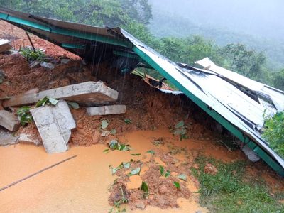 Tres muertos en Chiapas por la tormenta Nadine y el frente frío 4