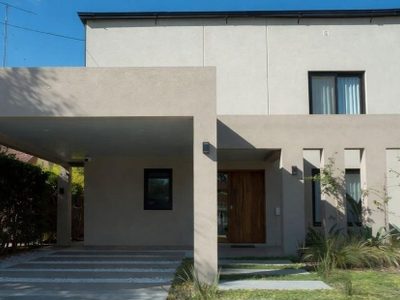 La Justicia pone foco en las refacciones de la casa de Manuel Adorni