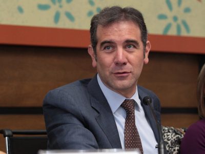 Un "atraco", los intentos por alargar el periodo de gobierno en BC: Lorenzo Córdova