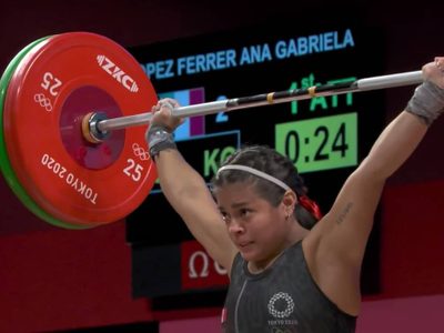 Ana Gabriela López finalizó en novena posición en levantamiento de pesas