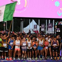 Brugada encabezó la ceremonia de premiación del XLII Maratón de la Ciudad de México