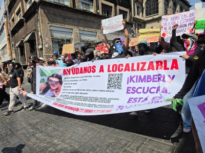 División en marchas por Kimberly Ramos: estudiantes exigen la salida de la rectora de la UAEM
