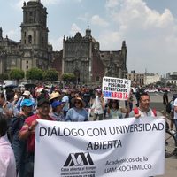 Estudiantes y profesores de la UAM salen a las calles para exigir el fin de la huelga