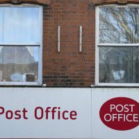 Reino Unido anulará las condenas de los afectados por un escándalo en su servicio postal