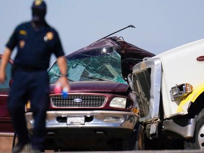 Detienen a mexicano por accidente en el que murieron 13 migrantes en California