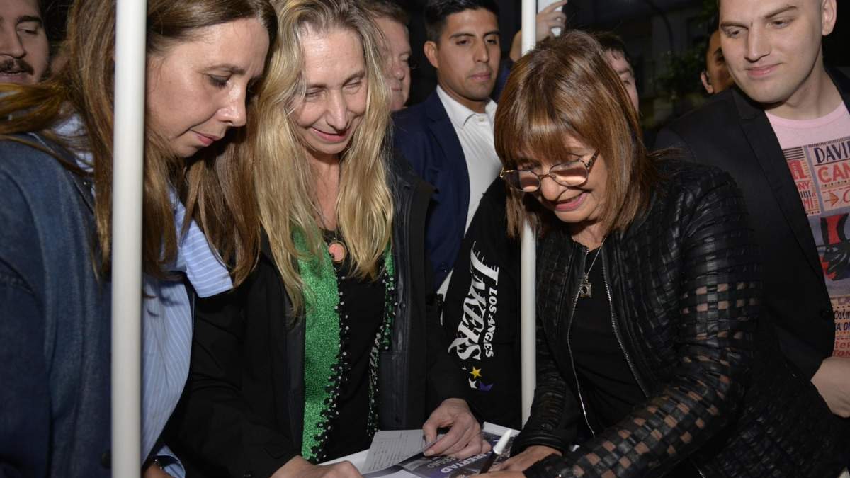 Patricia Bullrich volvió a saltar de partido